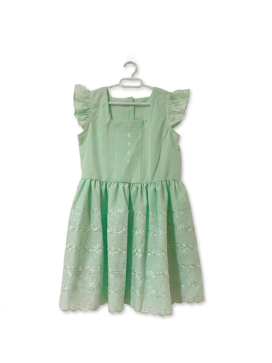 Verde menta volantes - vestido de ceremonia para niña hecho a mano Maruchy Canarias