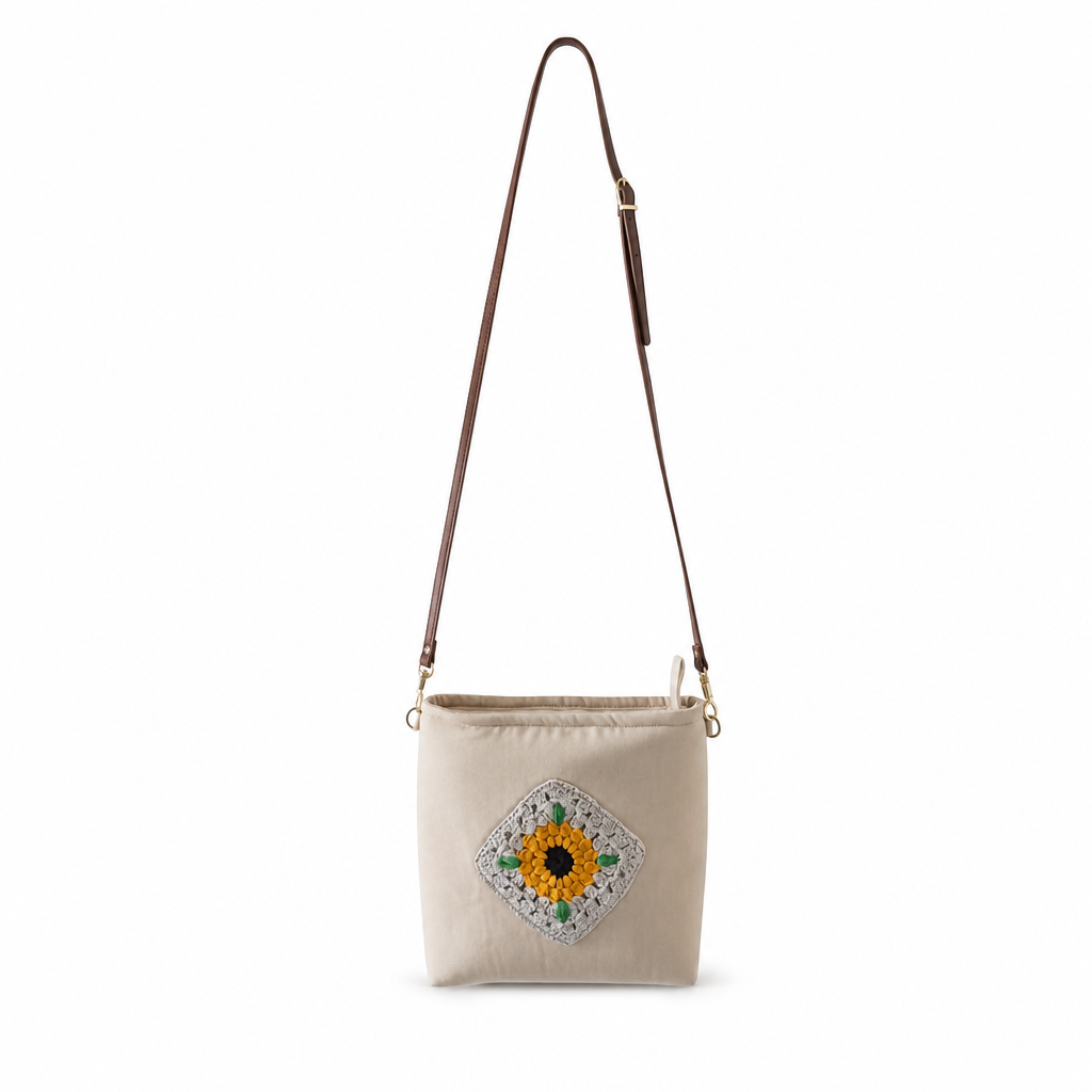 Bolso bandolera con pieza de crochet - bolso artesanal hecho a mano Maruchy Canarias